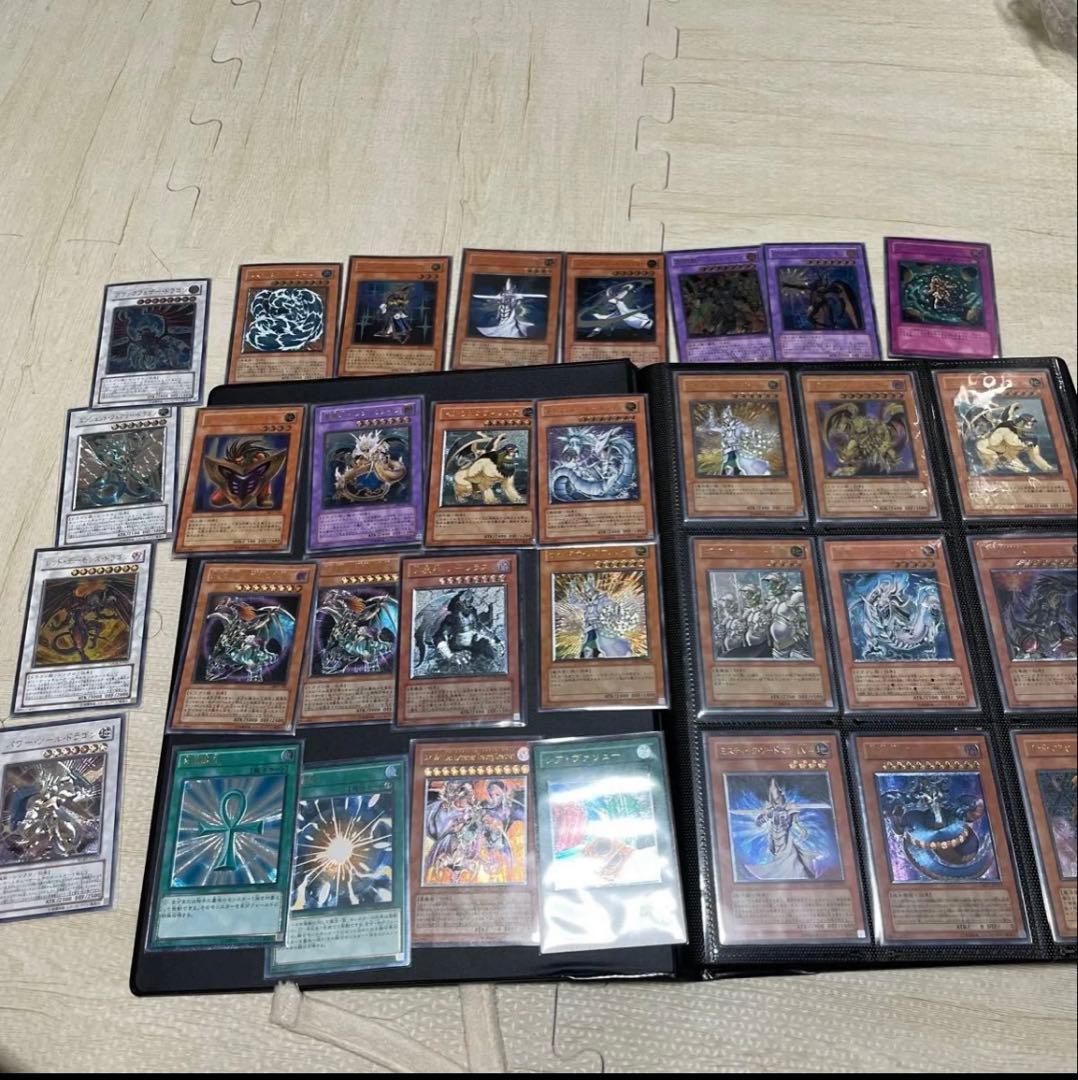「整理引退品」遊戯王まとめ売り(レリーフファイル) おまけでレアカードやスリーブ