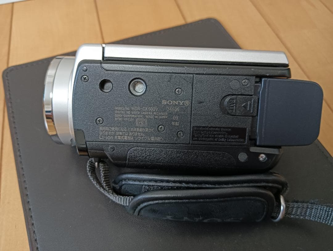 SONY　HDR-CX500　Handycam　ビデオカメラ　シルバー