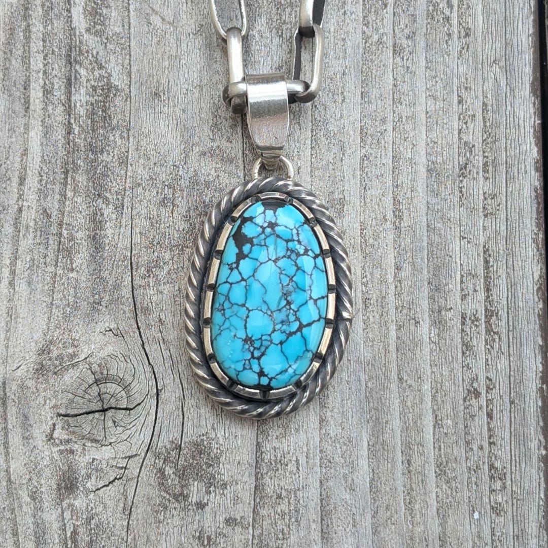 ハンドメイドのターコイズトップ　インディアンジュエリー風　オールハンドメイド！