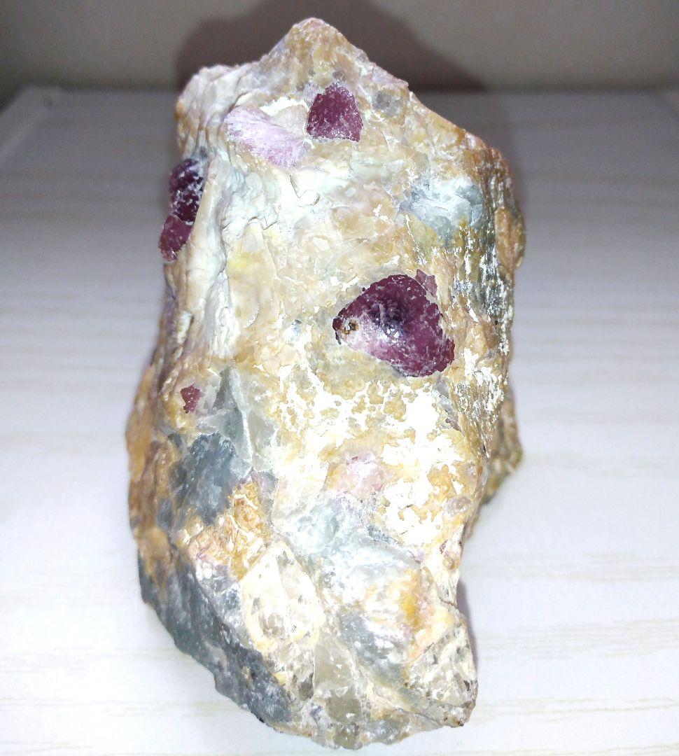 ミャンマー産 球状ルーべライト トルマリン　母岩付き 希少宝石鉱物標本