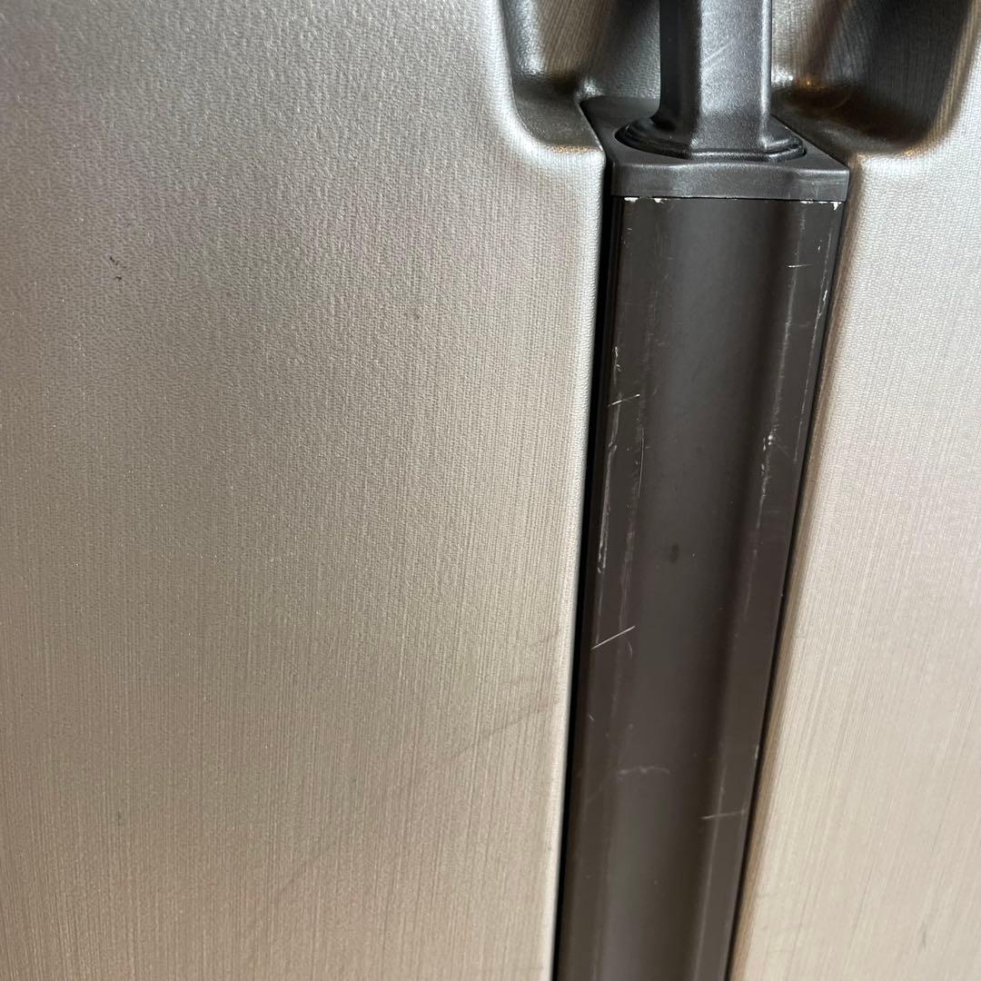 サムソナイト　Samsonite INOVA SPINER55 スーツケース　銀