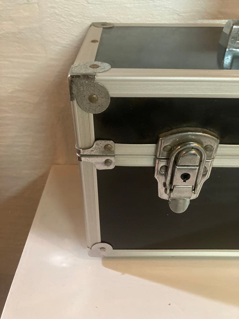 7インチ　アルミ製　レコードケース 黒　ハードケース