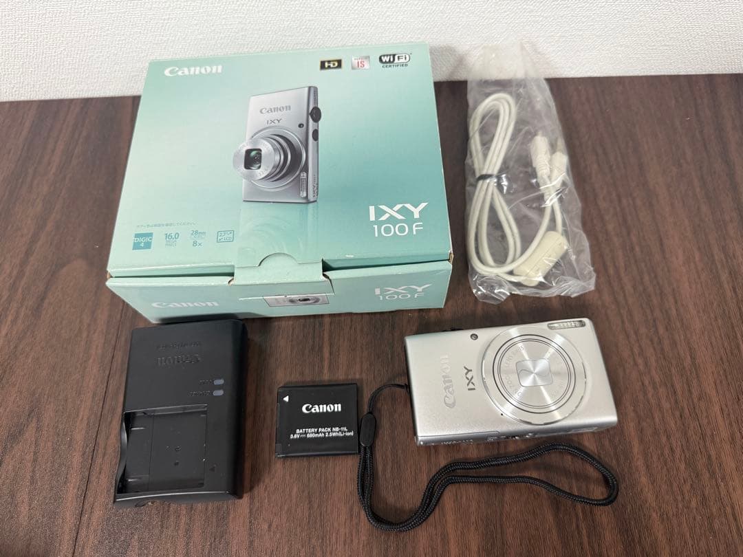 【美品】Canon IXY 100F キャノン　コンデジ