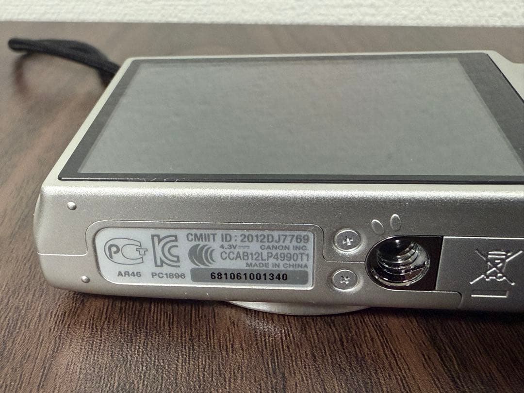 【美品】Canon IXY 100F キャノン　コンデジ