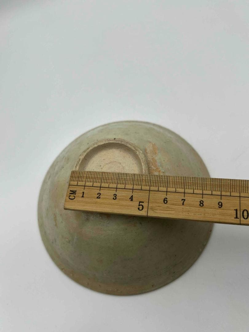 北宋時代　定窯　白釉模印花文茶碗　青磁　【旧家蔵出し】　影青(D-92)