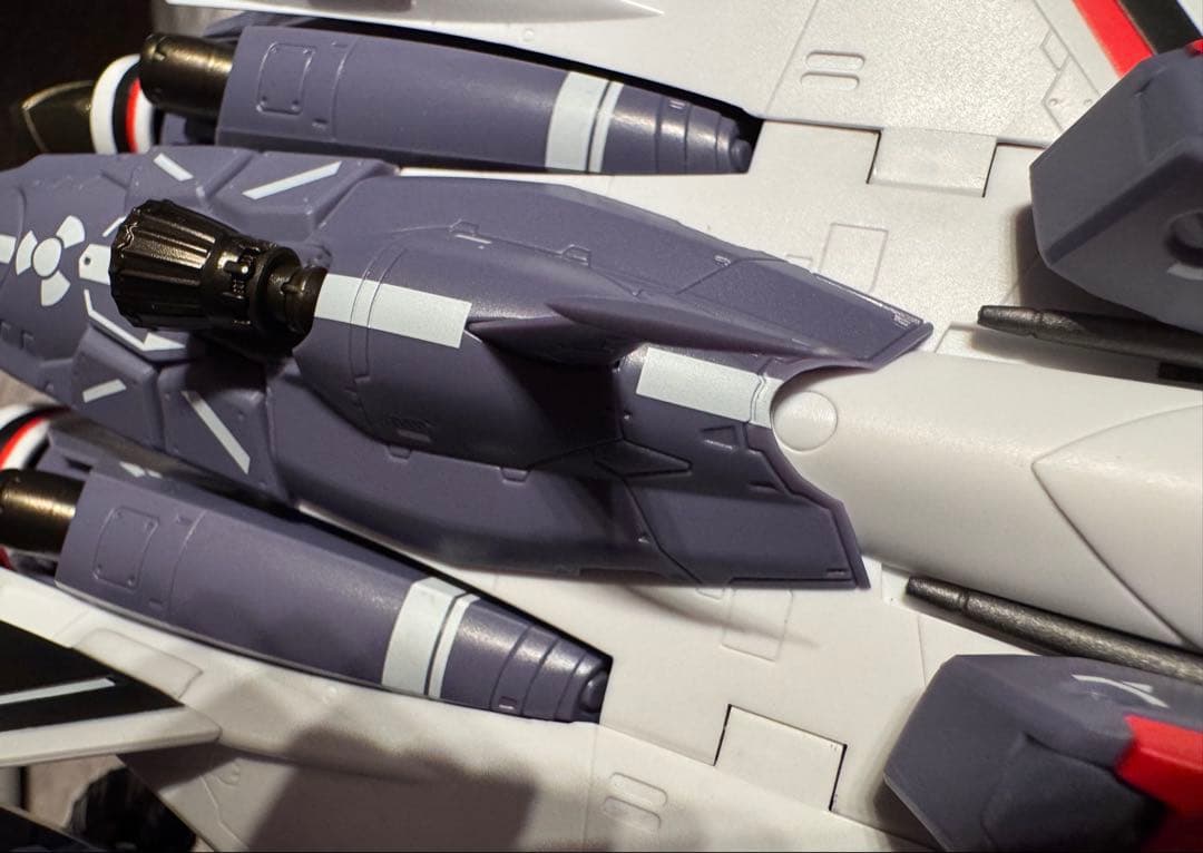 【中古美品】DX超合金 VF-25F スーパーメサイアバルキリー リバイバル