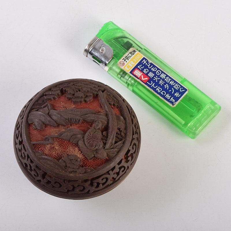 中国　堆朱　堆黒 　内七宝　山水人物文　香合　V　R9265