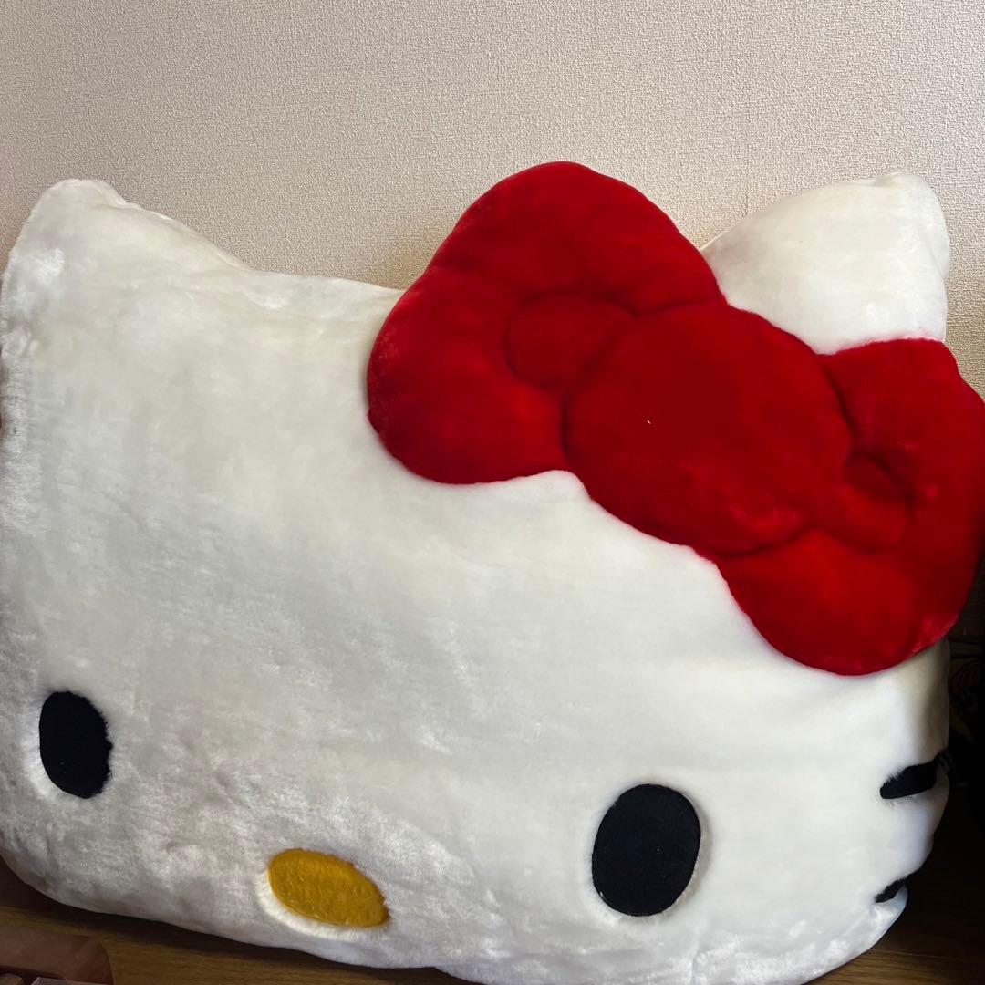サンリオレトロ　ハローキティ　2001 BIG　ぬいぐるみ　レア