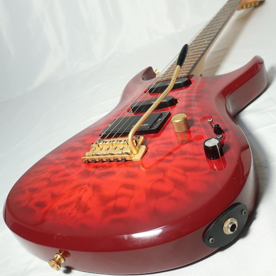 弦交換 FERNANDES エレキギター キルト柄レッド ゴールドパーツ