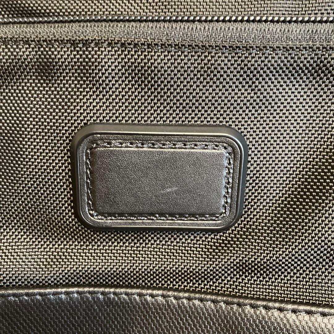TUMI ビジネスバック　ブラック