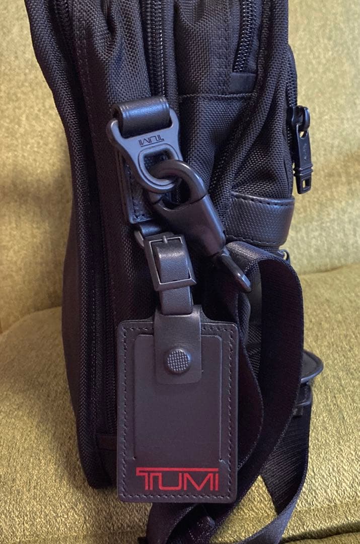 TUMI ビジネスバック　ブラック