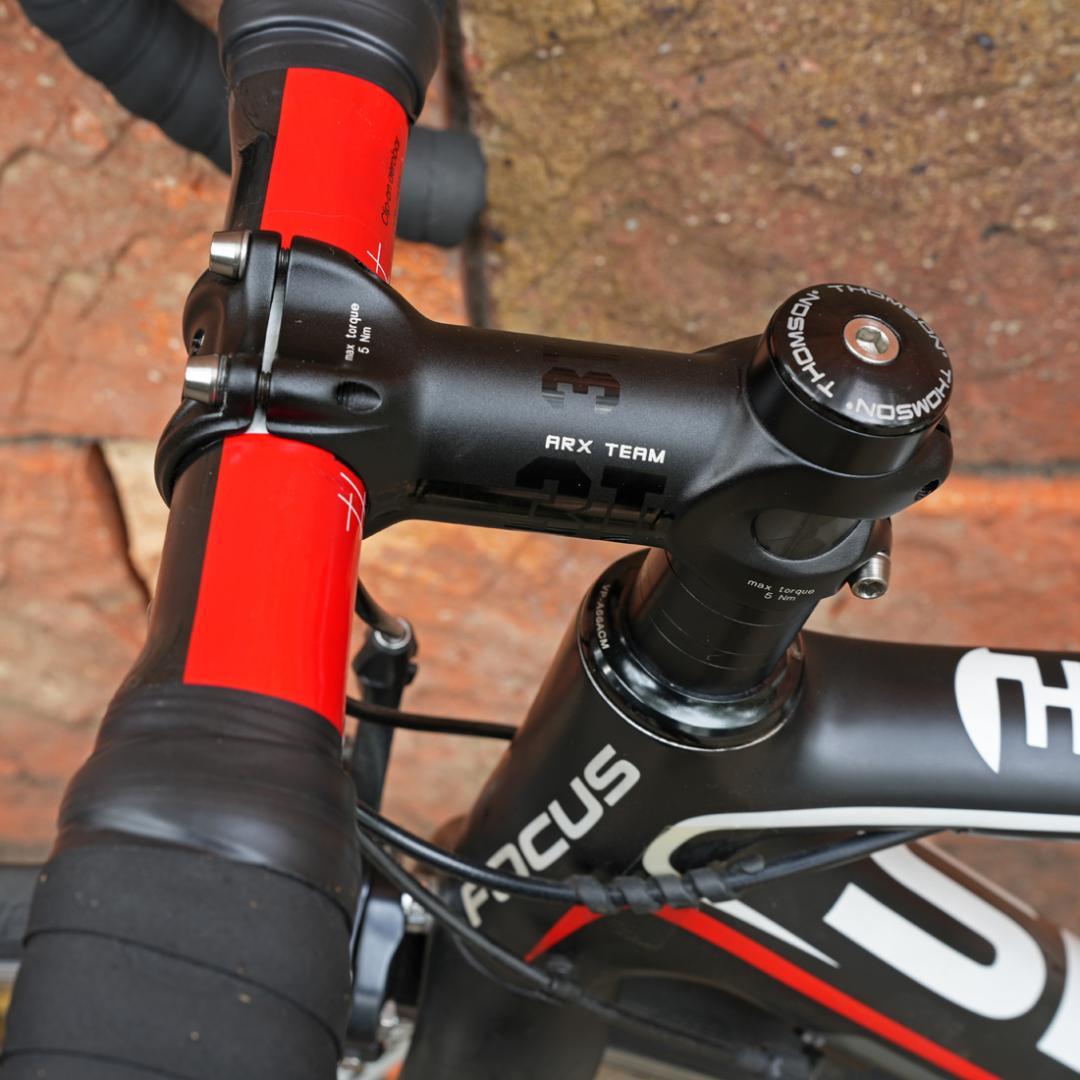 FOCUS CAYO【カーボンロードバイク・シマノ105・サイズ52】