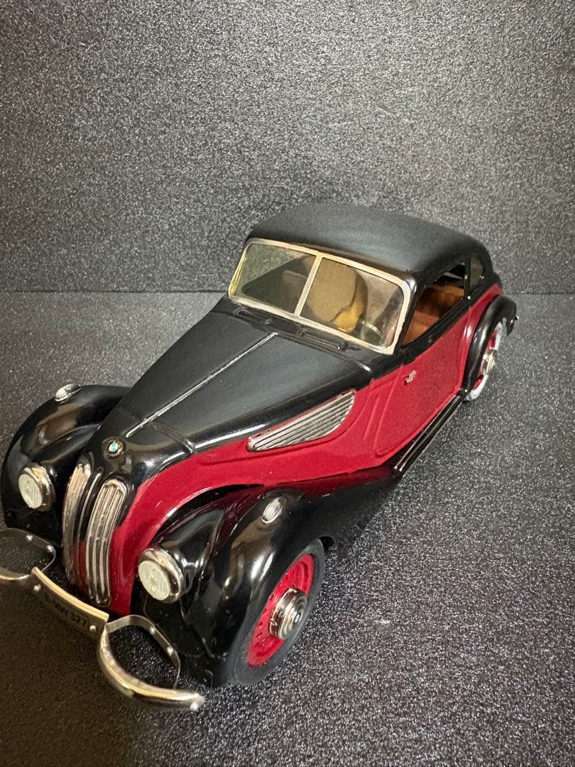 ミニカー Schuco 1/18 BMW 327 Coupe