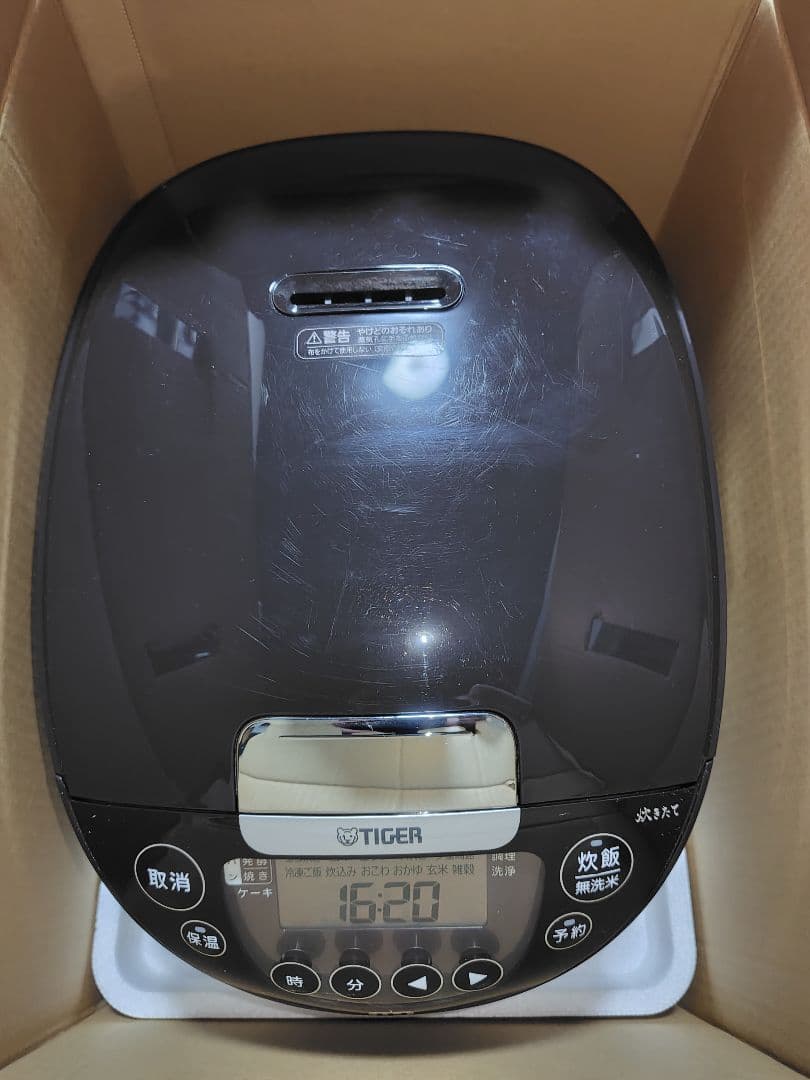 タイガー IH炊飯器 1升炊き JPW-D180T 遠赤黒厚窯 　保証書付き