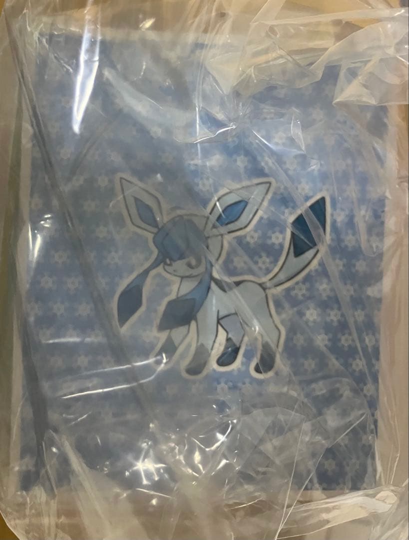 イーブイたちの小さな小箱　ポケモン　イーブイズ　ファミリーマート　ファミマ