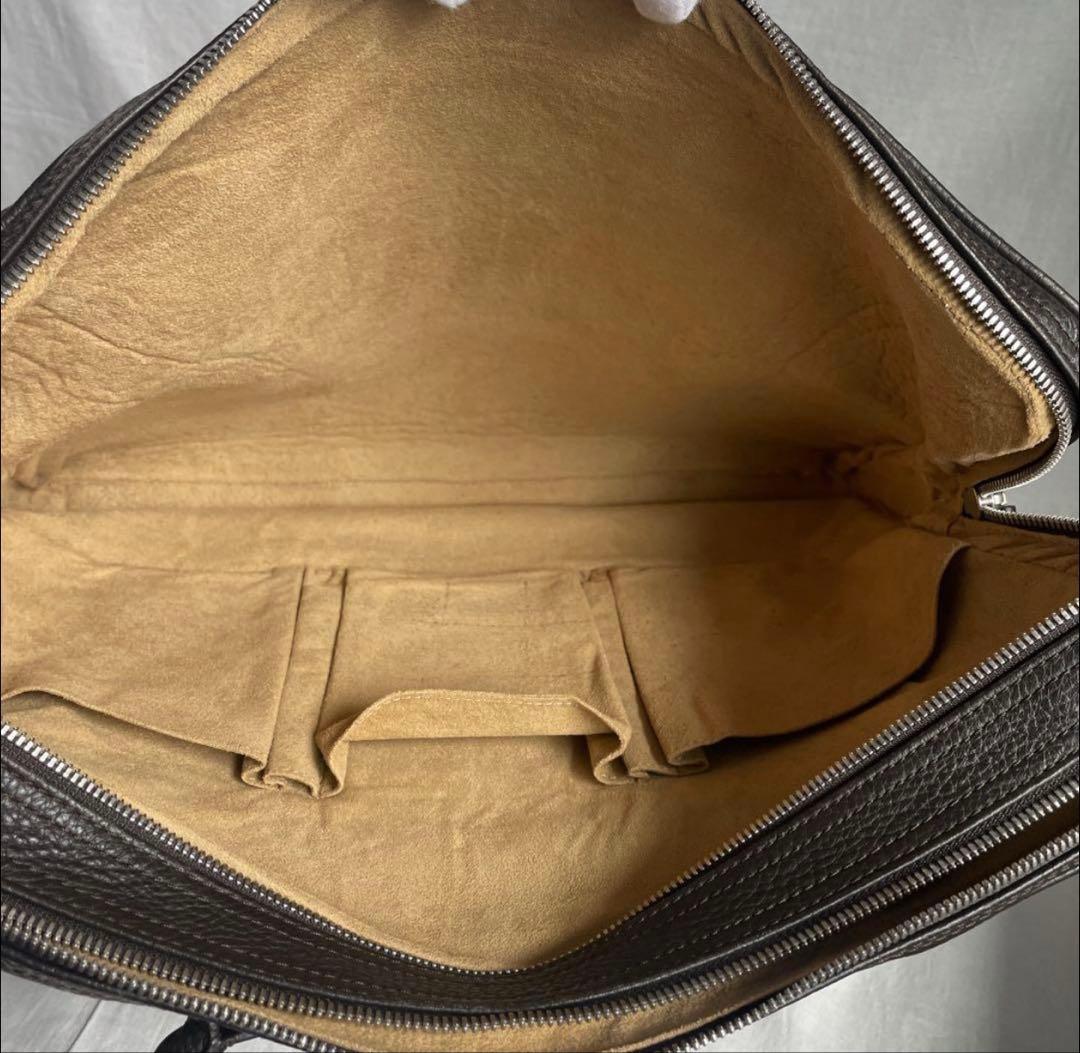 クッションが入っているのでPCも安心‼️ ダンヒル　手提げ　ビジネス