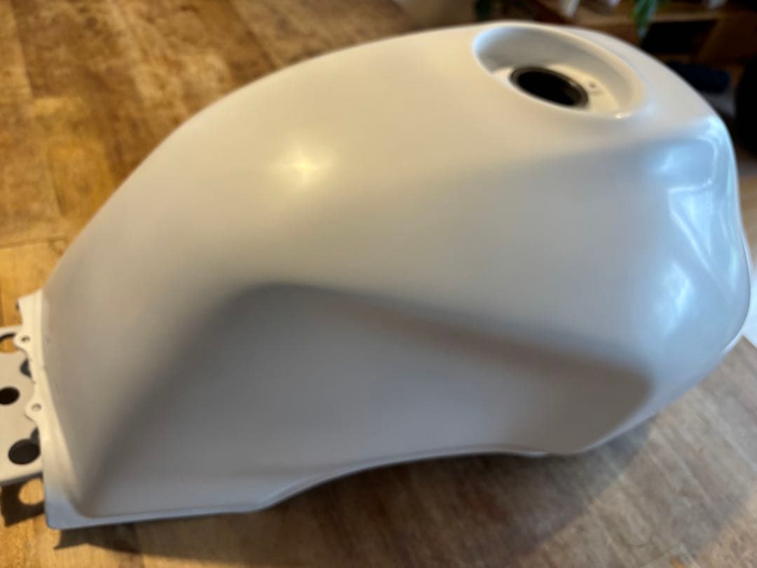 ホンダ CB400SF NC31 純正タンク レストア品 仕上げ用