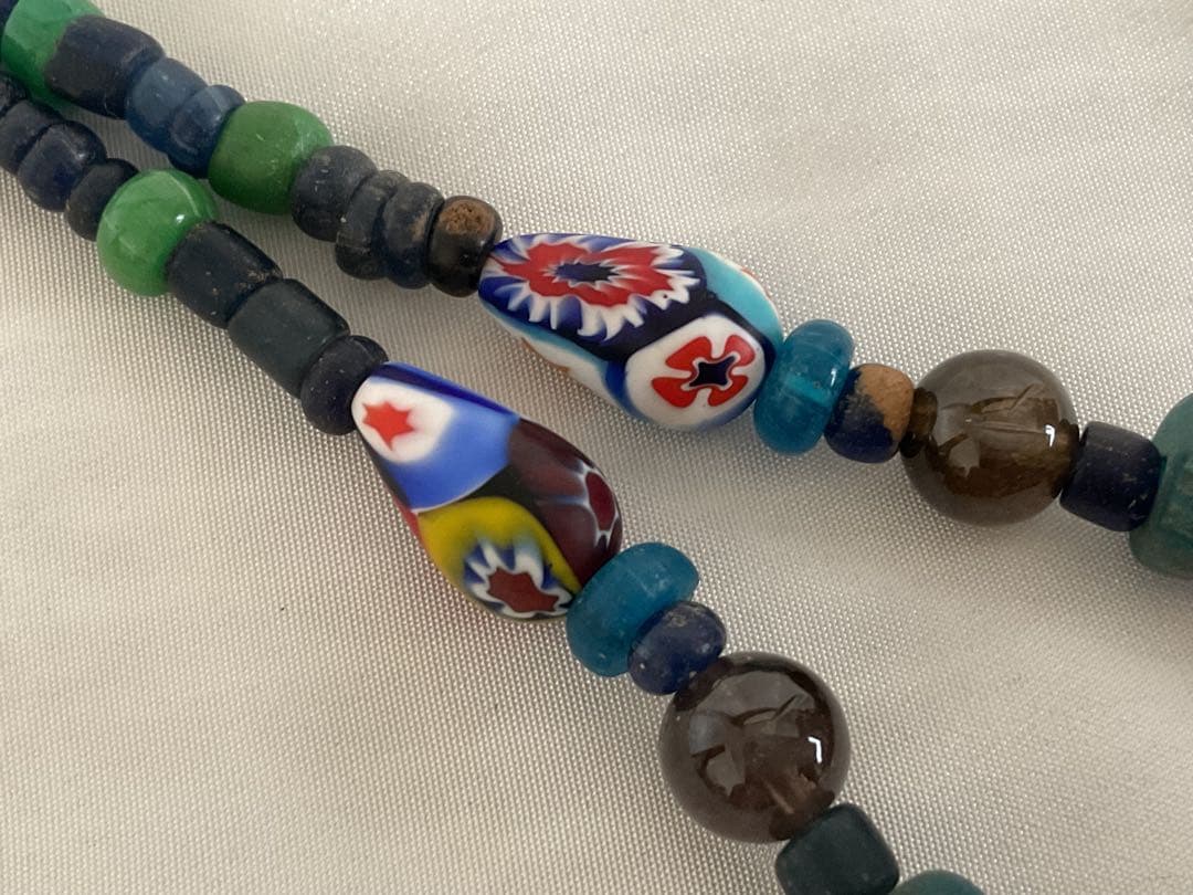 美しいオリジナル「マリ共和国千年ビーズとイタリア新トンボ玉」のネックレス