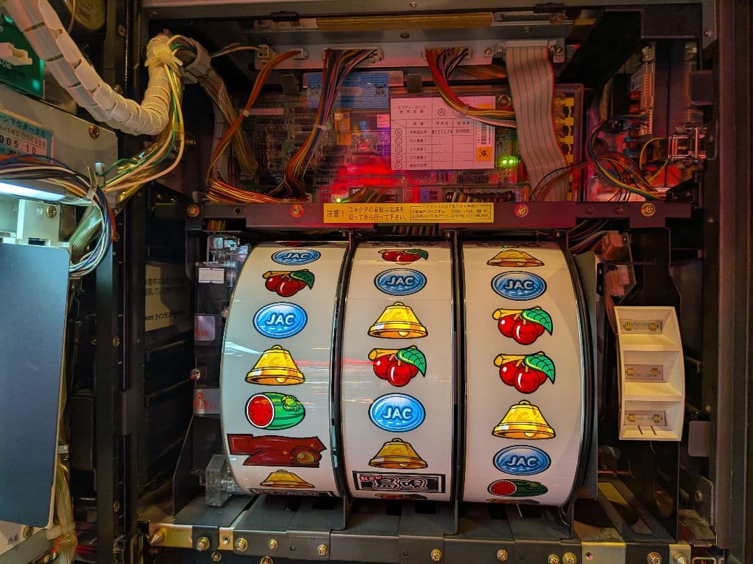 スロット実機 4号機　NEW島唄　レア台