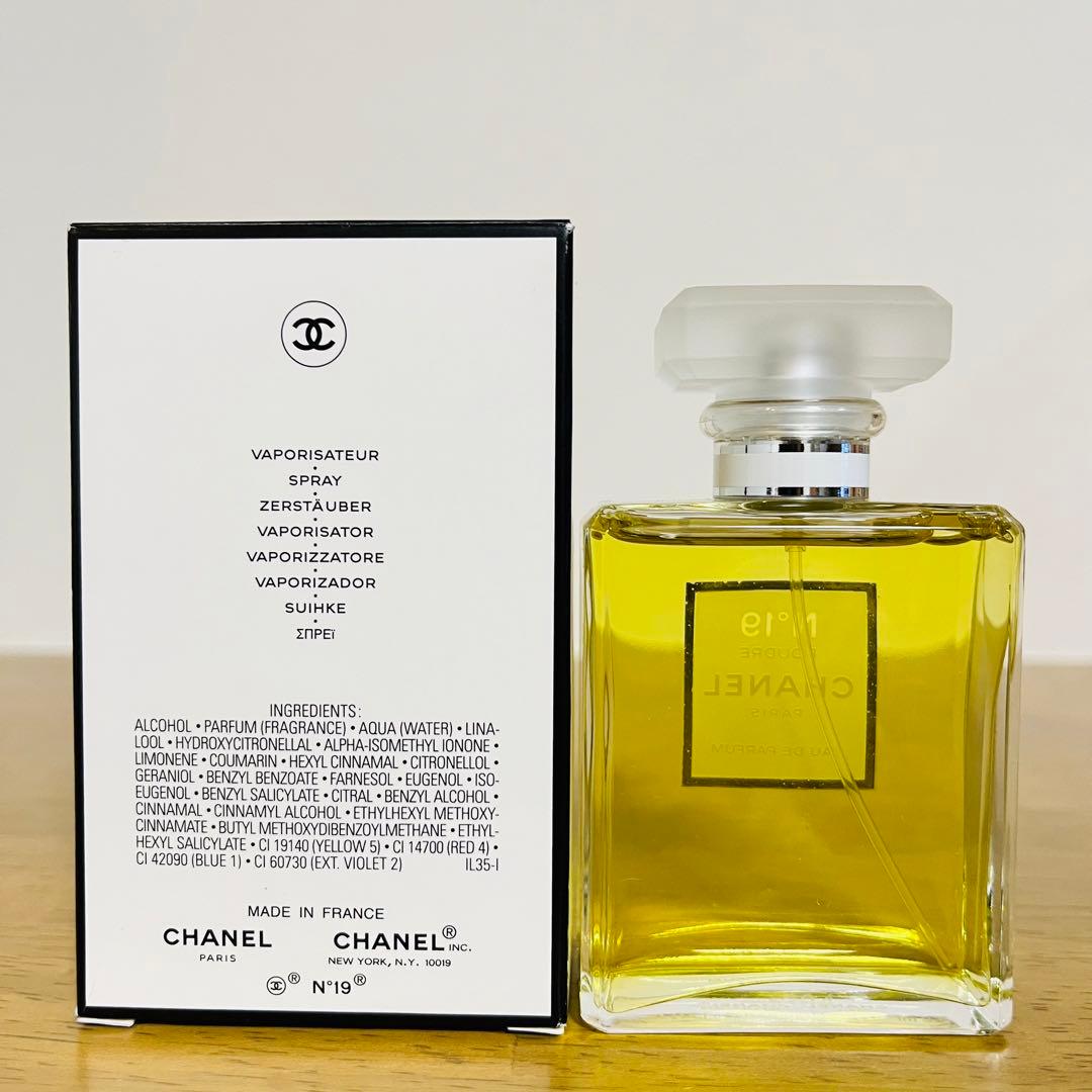 新品未使用 シャネル N°19 プードレ 50ml
