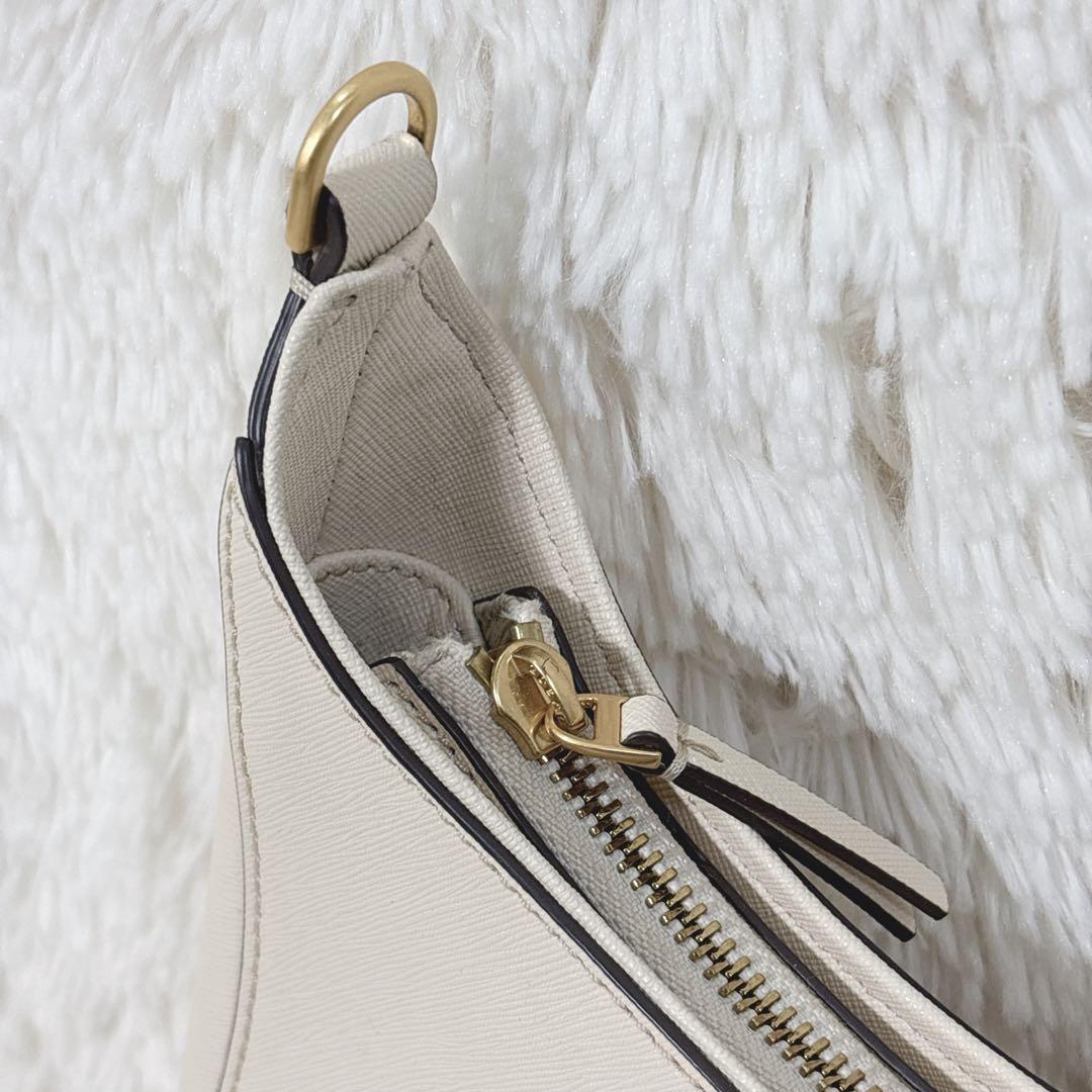 トリーバーチ アクセサリーポーチ エマーソン サフィアーノレザー　白