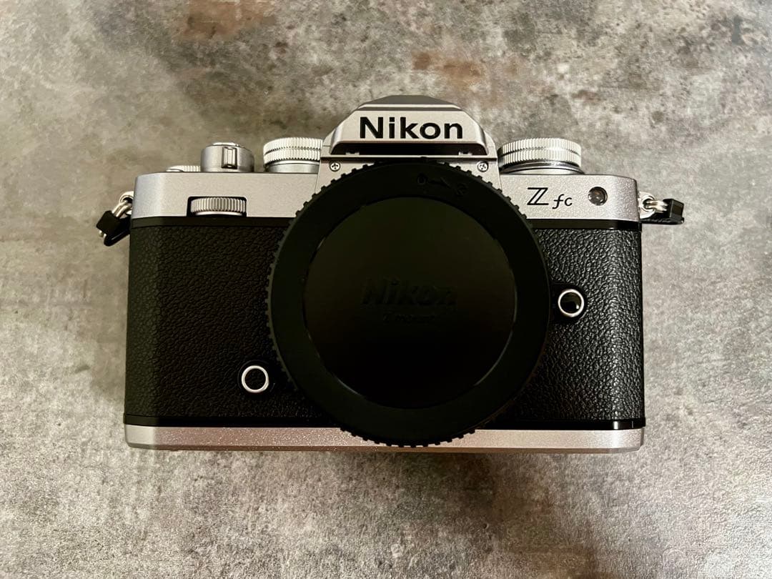 35%引き【1度だけの使用】Zfcレンズキット 付属多数・即撮影OK！