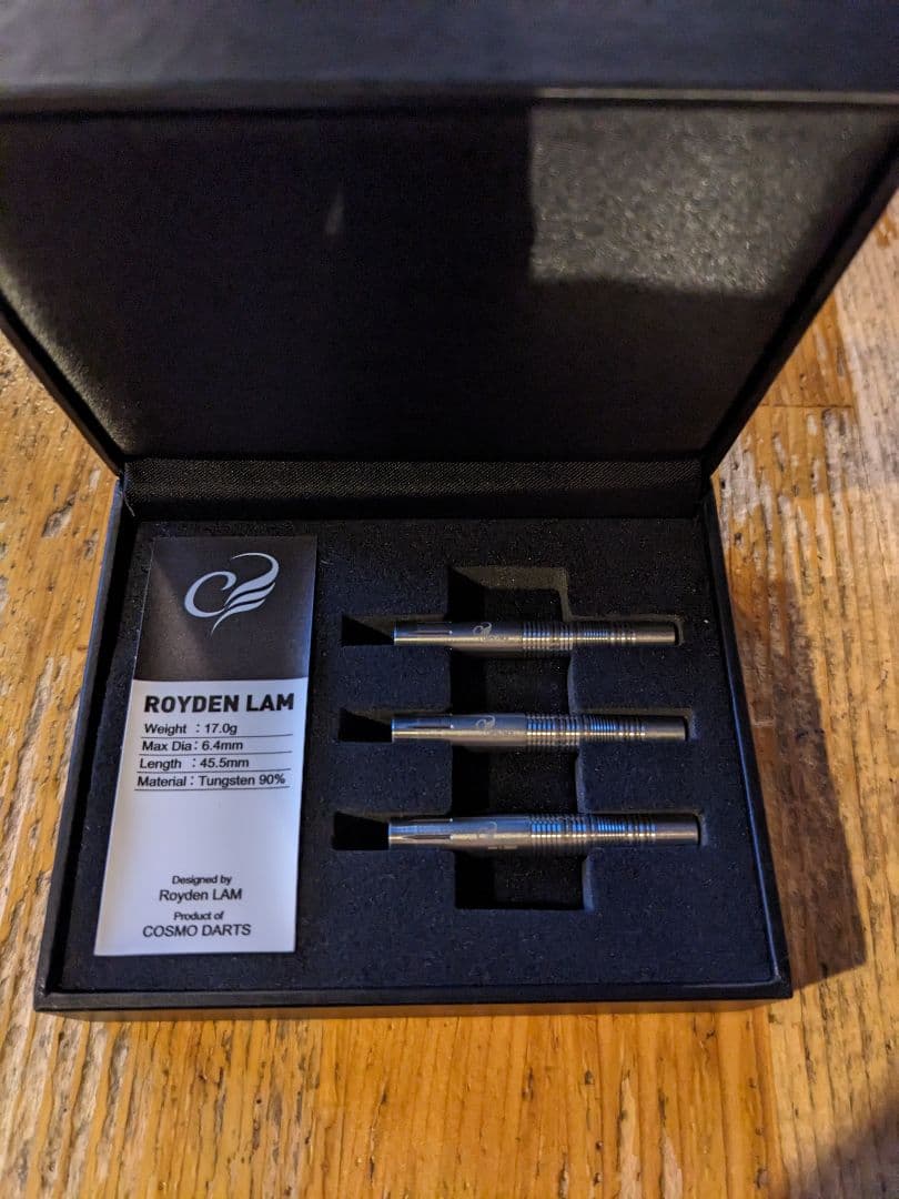 新品　ダーツ　コスモダーツ　ロイデンラム　廃盤