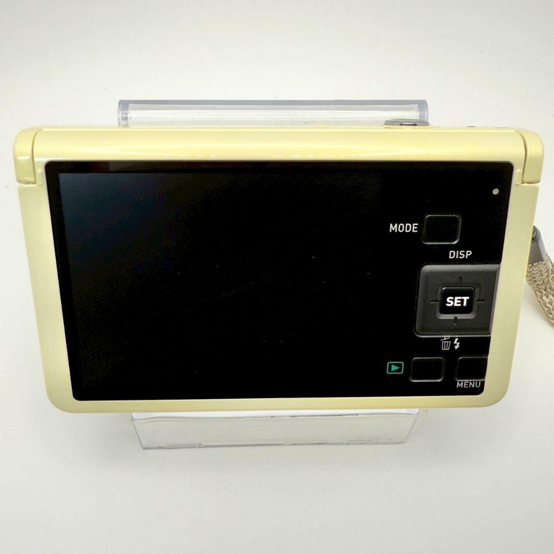 【最安値・極美品】CASIO EXlLIM EX ZR70 カシオ　818-7