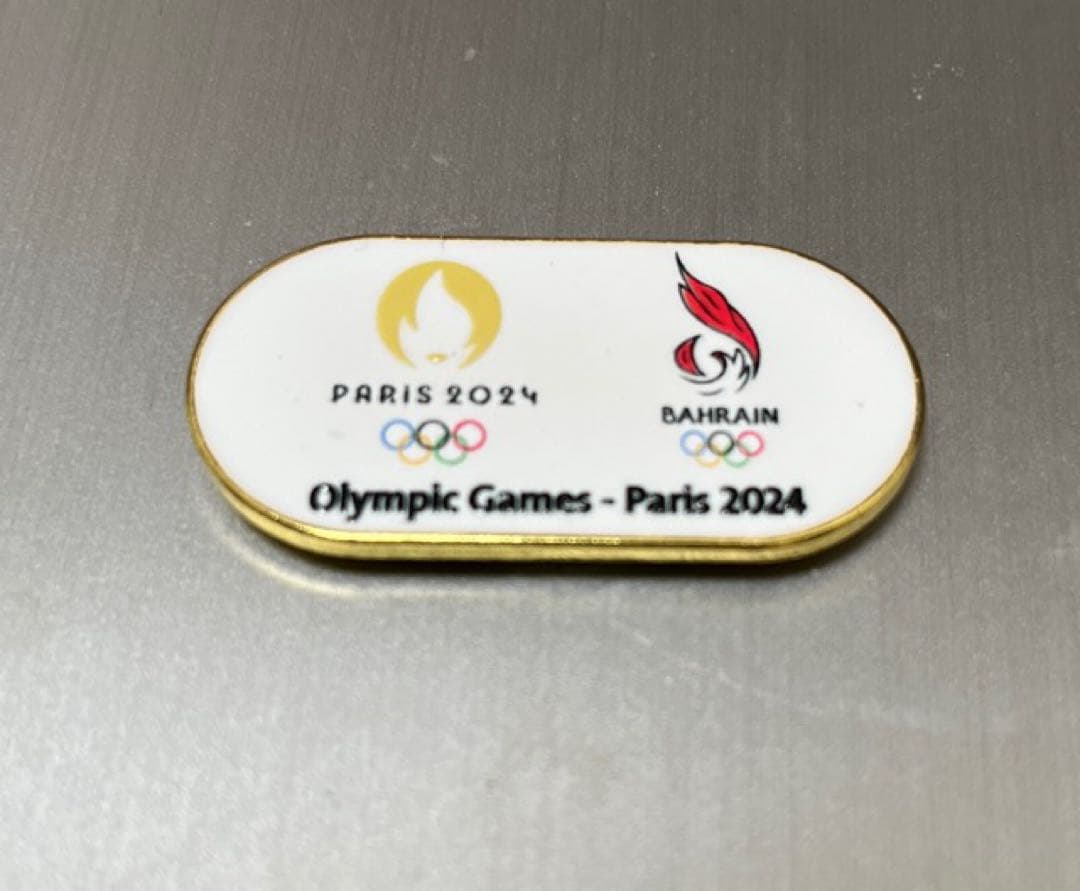 2024 パリオリンピック　バーレーン　ピンバッジ