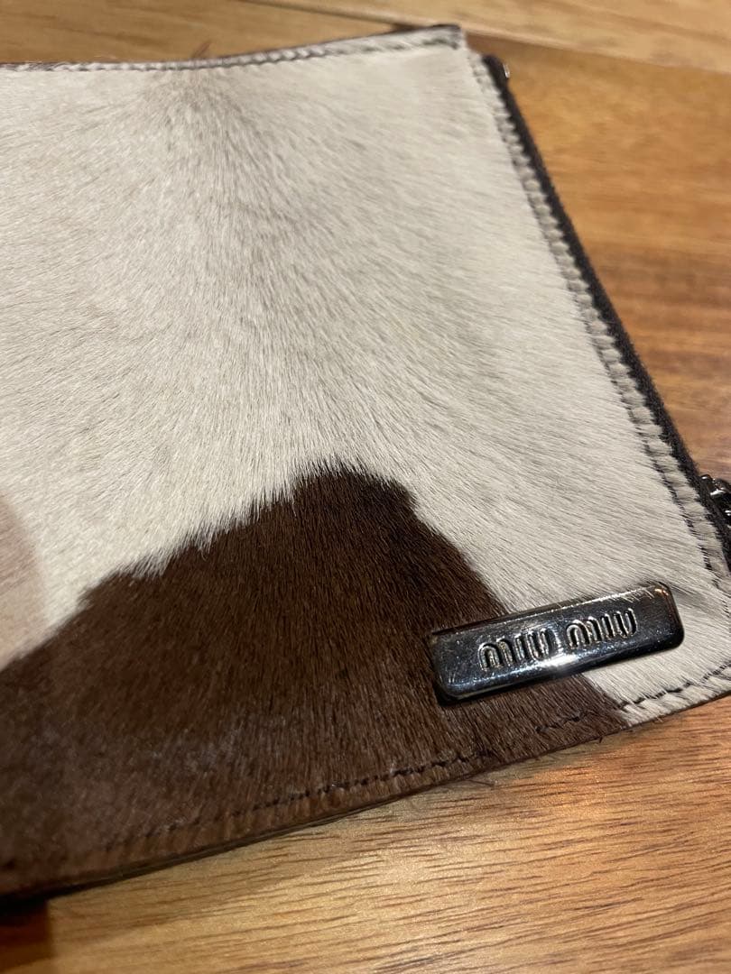 miu miu ハラコ　二つ折り財布