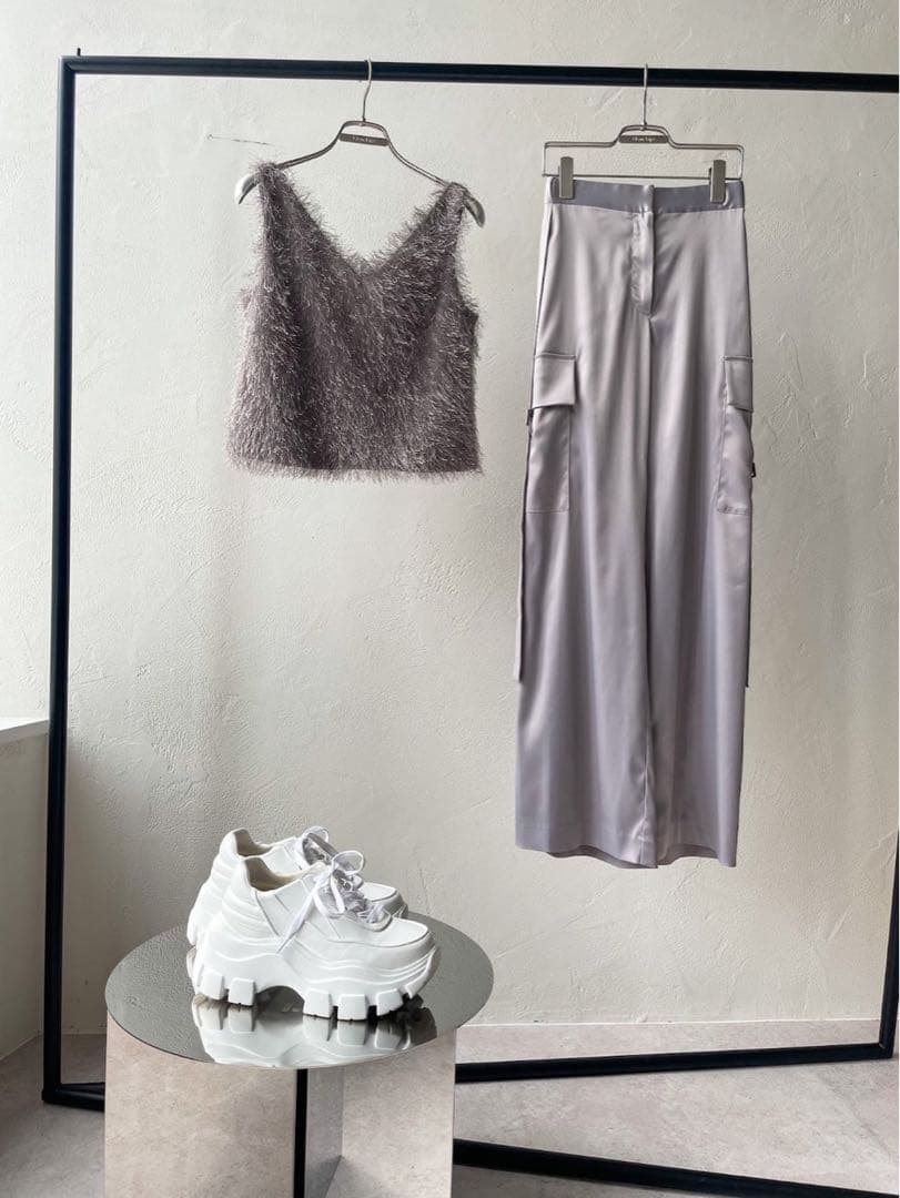 【新品】グラムリップス サイドベルト サテンワイドパンツ