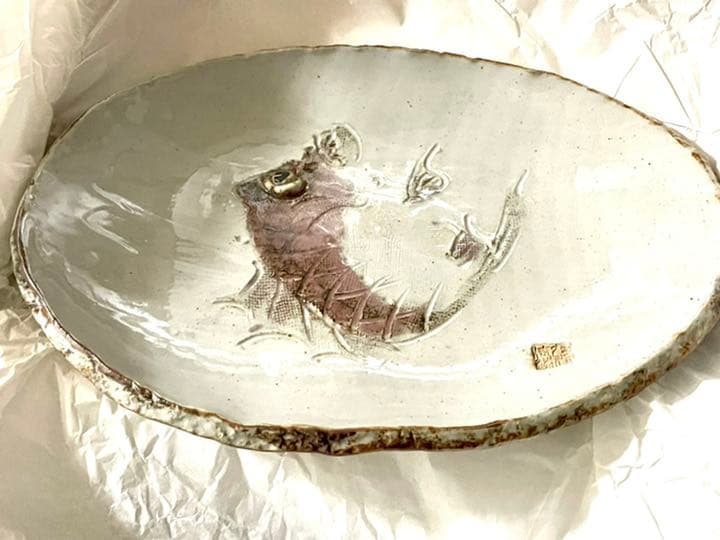 九谷焼作家市川清鱗　　海の幸小判皿　「鯛」