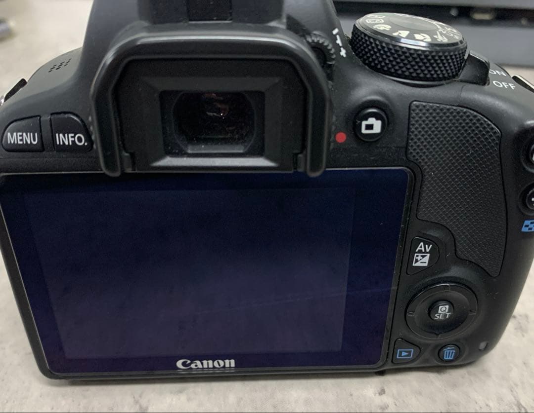 ＄【ジャンク品】Canon eos kiss x7 DS126441 カメラ