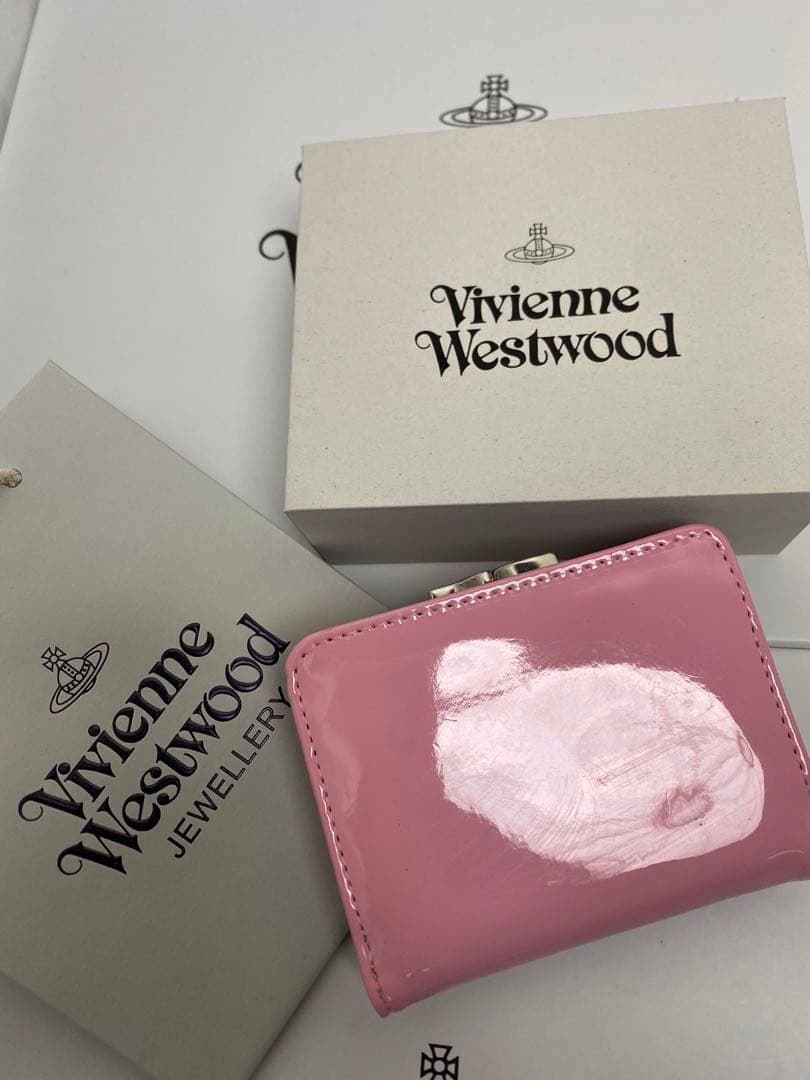 Vivienne Westwood ヴィヴィアン ピンク三つ折財布