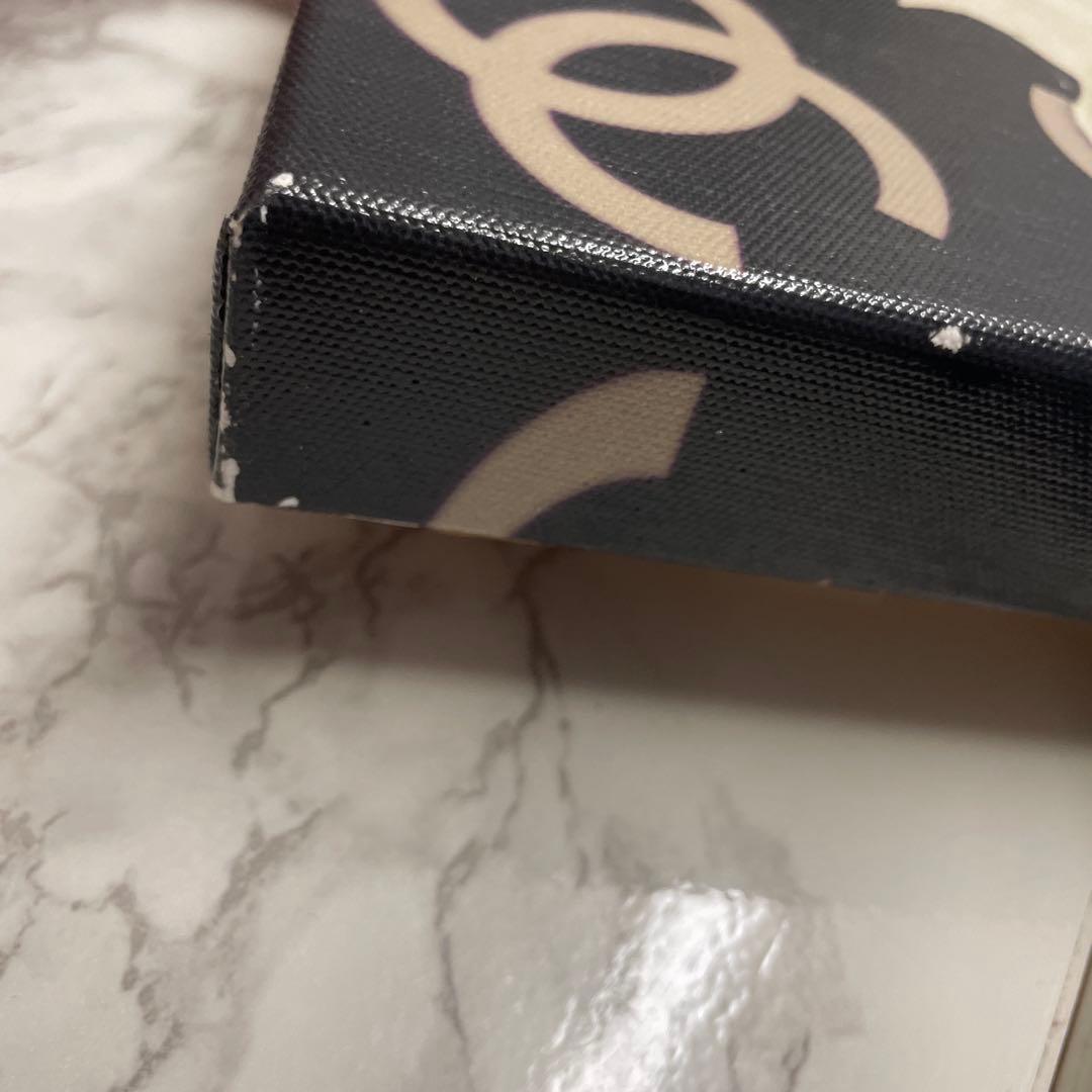 OliverGal CHANEL アート