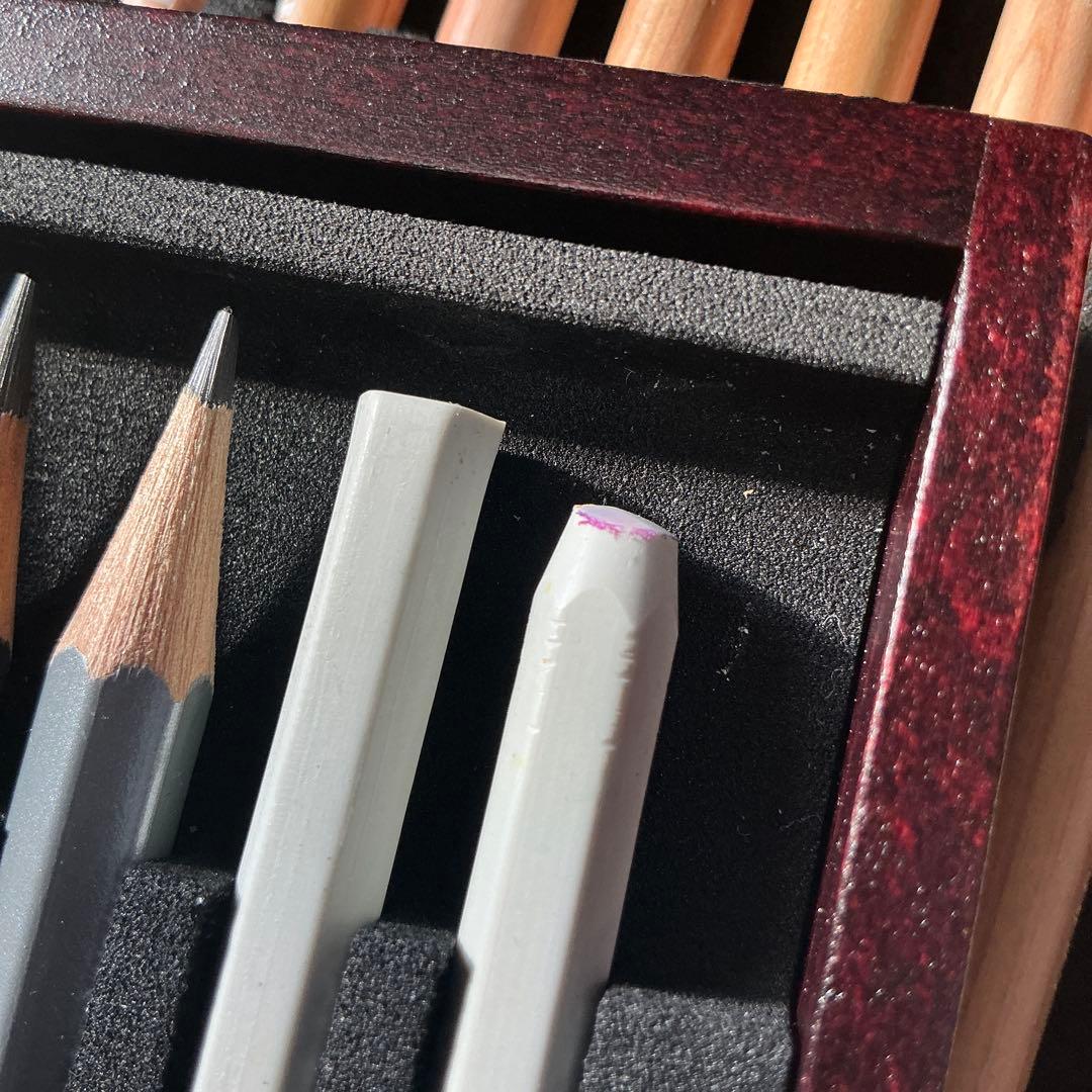 CARAN D'ACHE LUMINANCE6901(WoodenBOX)76色