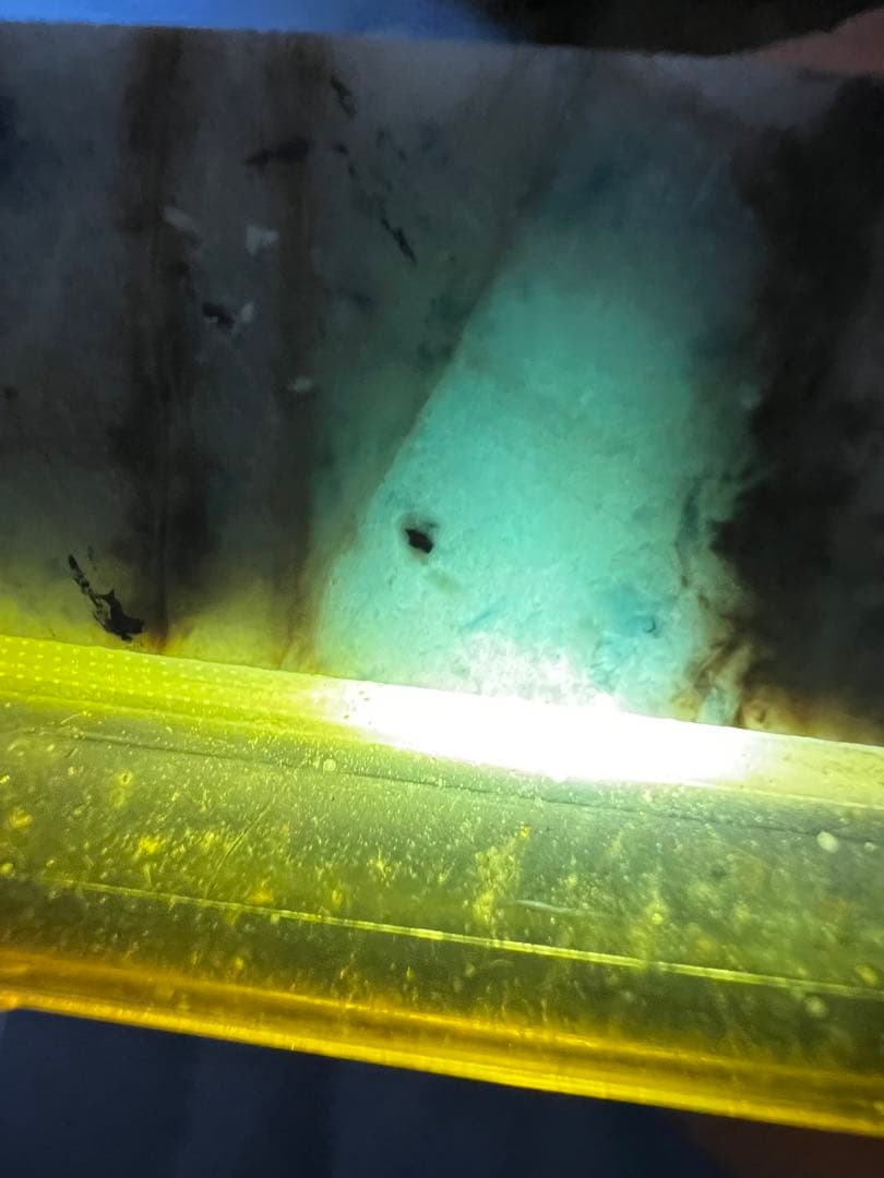 85000→69000 入コン沢　糸魚川翡翠　加工用原石