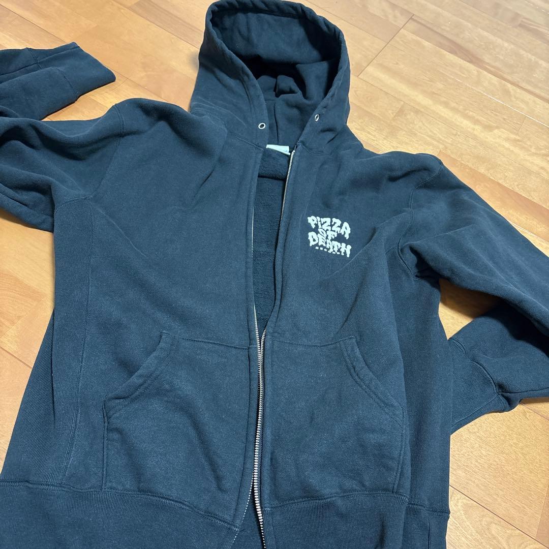 PIZZA OF DEATH ブラック　フルジップパーカー