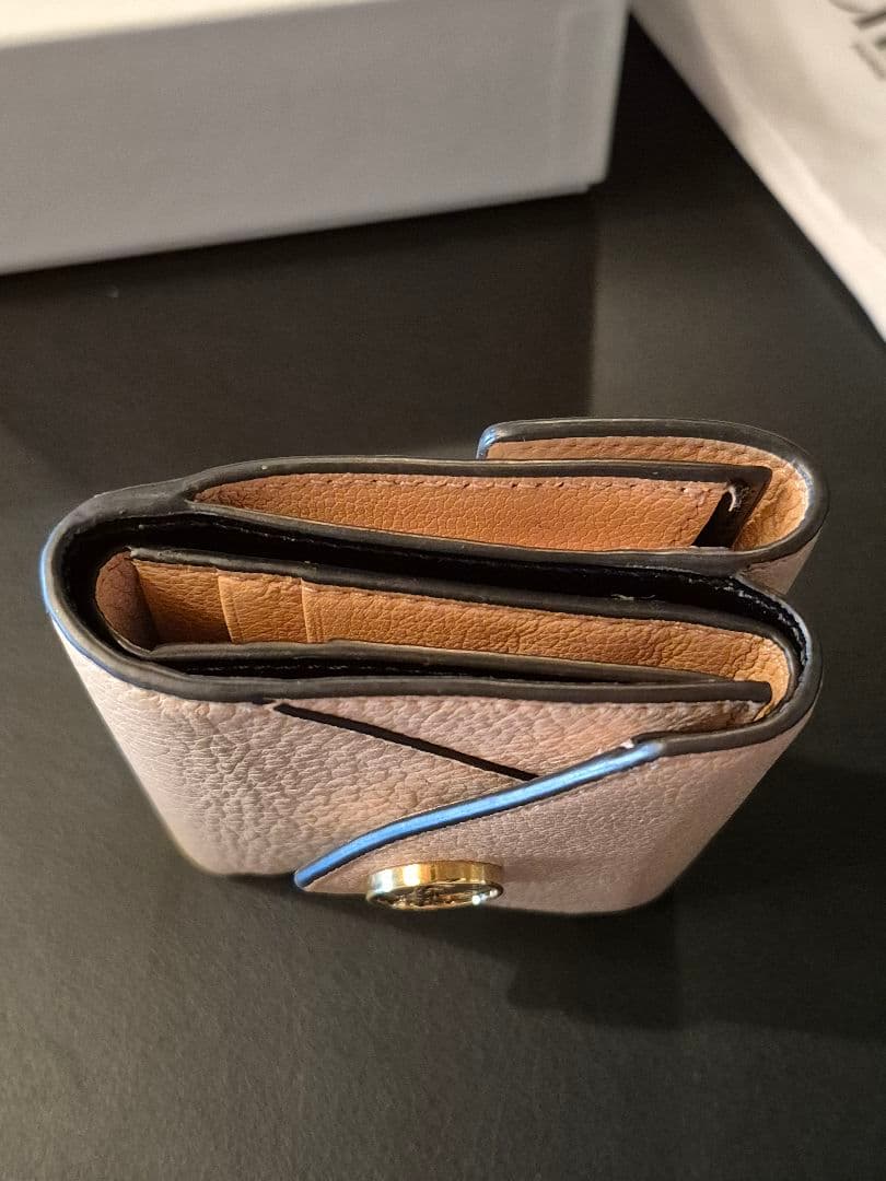 Chloé グレインレザー製Envelopeスモールトリフォールド 三つ折り財布