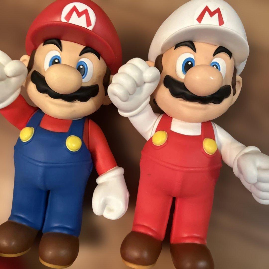 スーパーマリオ　ソフビフィギュア