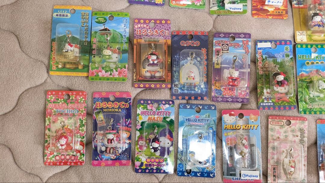 ご当地キティちゃんチャーム　74個まとめ売り