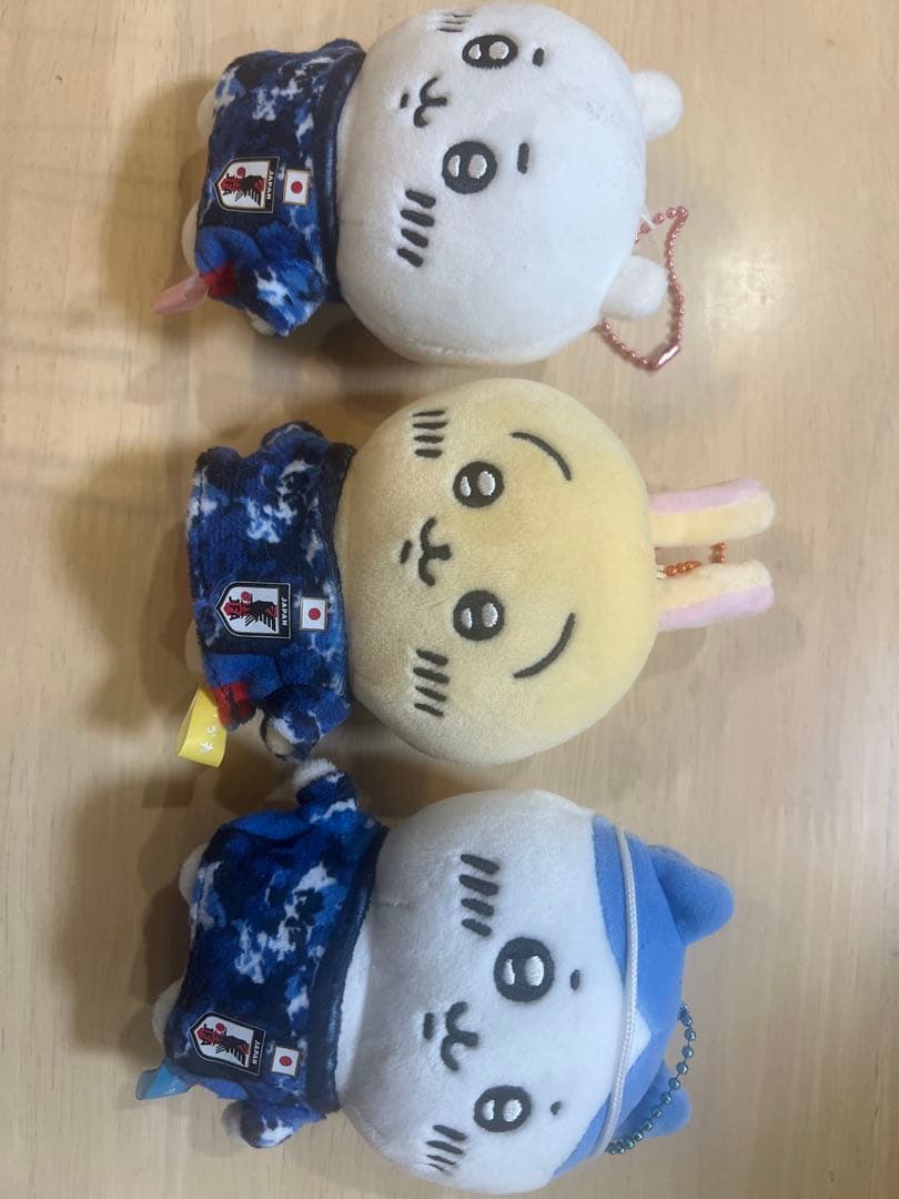 ゴ*ム様 ちいかわのぷちミニマスコット サッカー日本代表ver. 3匹セット