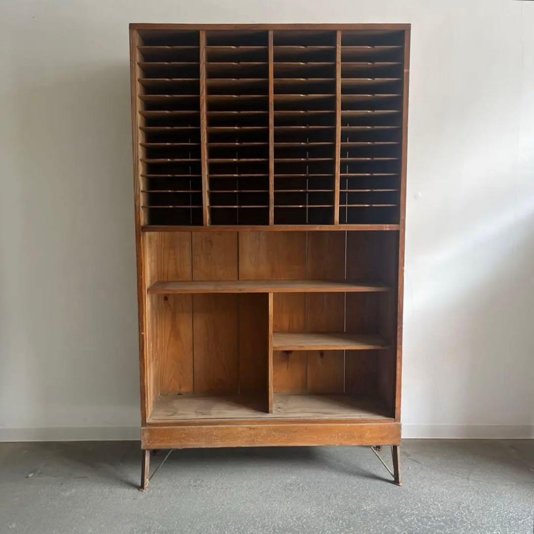 〈 アンティークラック 〉　郵便局棚　郵便局　仕分け棚 　飾り棚　送料込