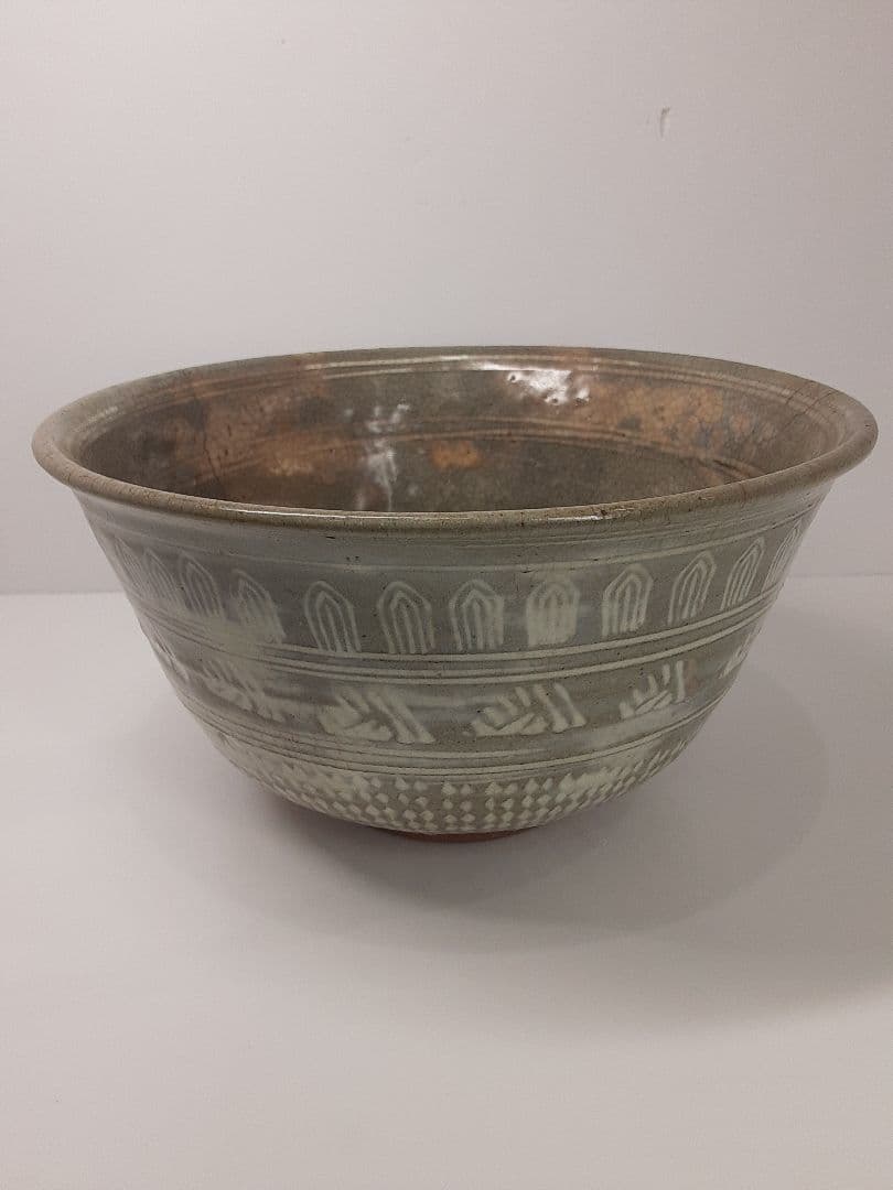 B312　時代古作 在銘 李朝三島白象嵌菓子鉢 直径22.3㎝ 茶道具　　DD