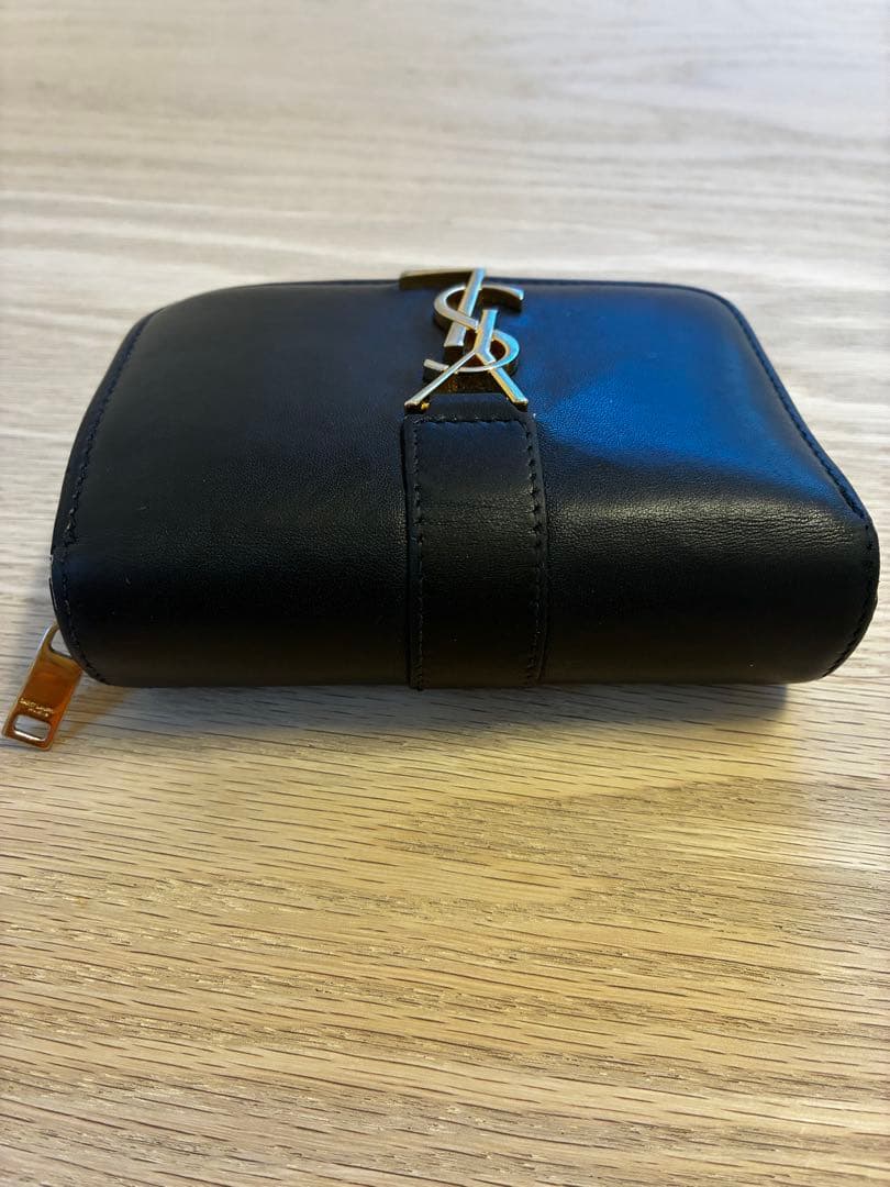 YSL ブラック 二つ折り財布♡※写真追加しました！擦れご確認ください