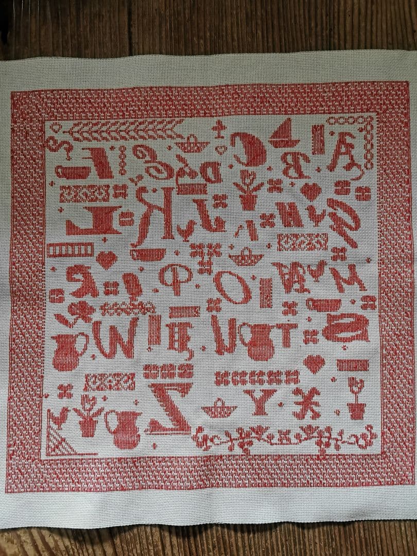 アンティークフランス マルチ文字体 カップポット植木鉢 ✜枠 赤糸刺繍サンプラー