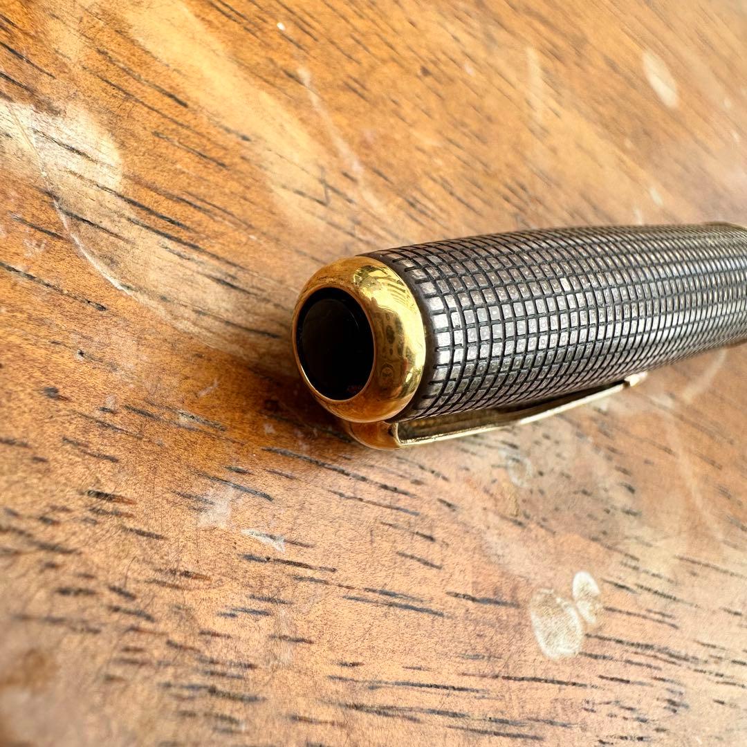 Parker パーカー　万年筆　格子柄　ペン先750