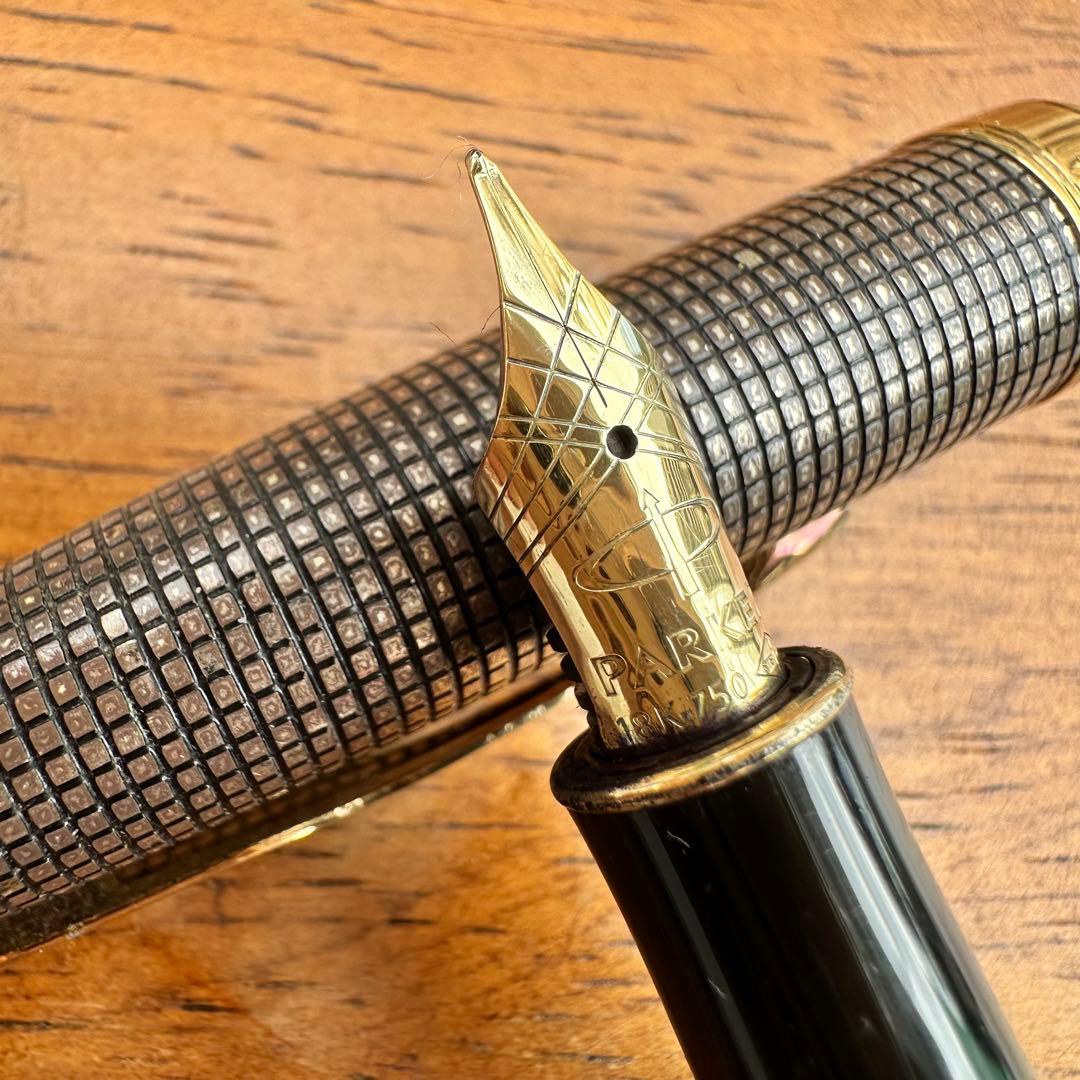 Parker パーカー　万年筆　格子柄　ペン先750