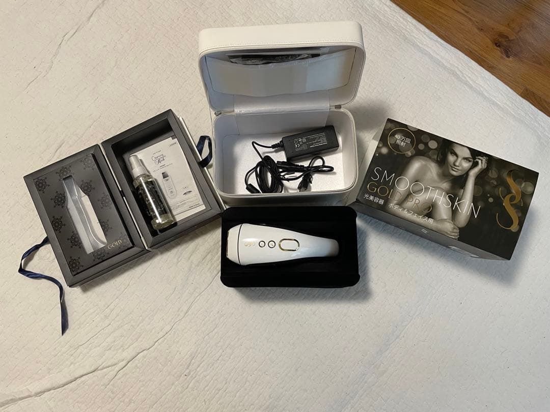 【2点セット】プラソニエ／脱毛器と美顔器