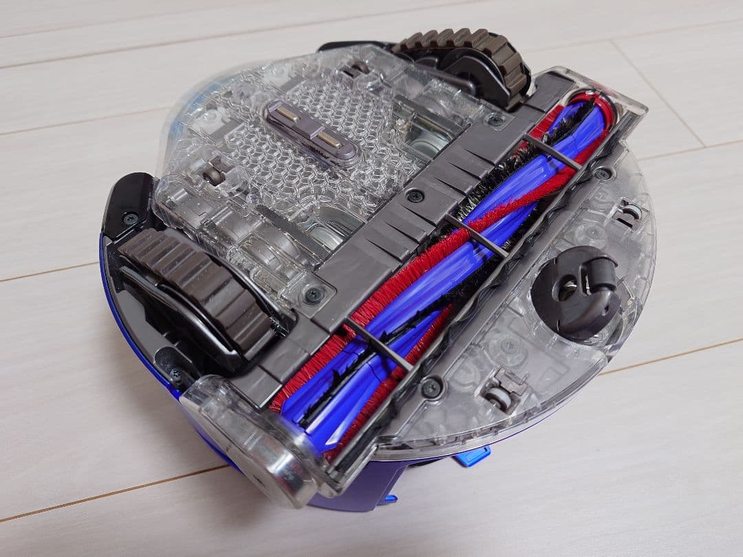 【ダイソン】ロボット掃除機（Dyson 360 heurist RB02）